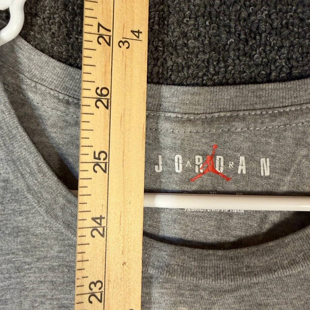 Jordan Jumpman Graphic T-Shirt Mens XL Gray Short Sleeve Cotton Tee 0195
